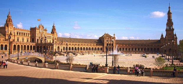 Seville - Wikipedia